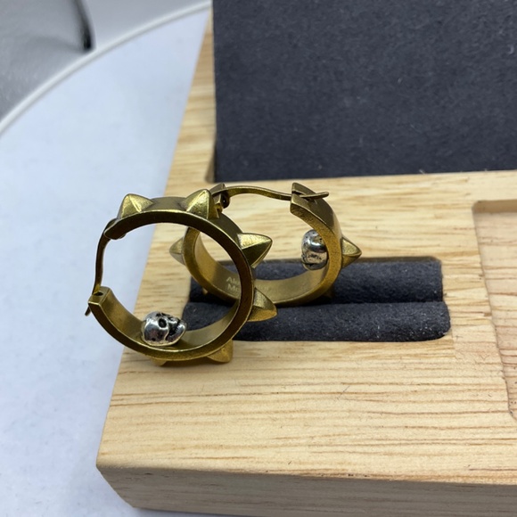 Alexander McQueen Women's Punk Hoop Earrings in Multi - Picture 4 of 4